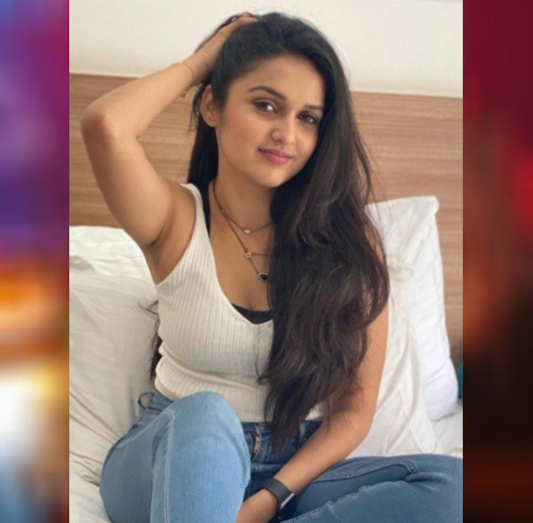 Riya Female Escort